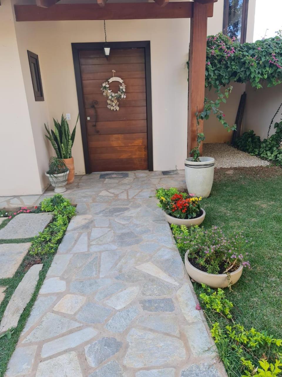 Casa Bonita - Aconchegante para se divertir e descansar Pirenopolis Bagian luar foto